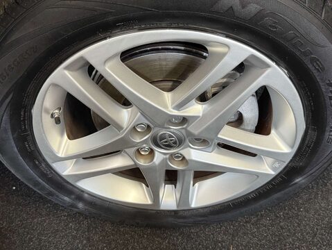 Toyota C-HR 1.8 C-HR Icon HEV CVT 5dr 10