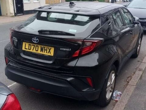 Toyota C-HR 1.8 C-HR Icon HEV CVT 5dr 2
