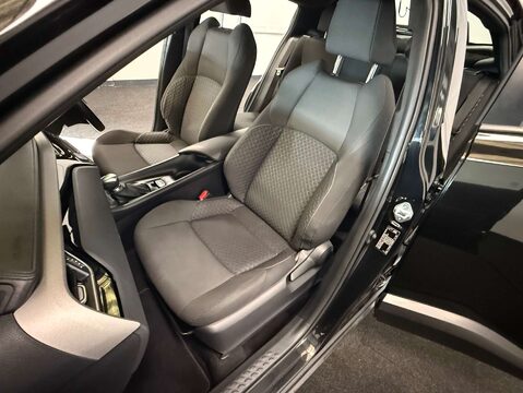 Toyota C-HR 1.8 C-HR Icon HEV CVT 5dr 47