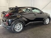 Toyota C-HR 1.8 C-HR Icon HEV CVT 5dr 4