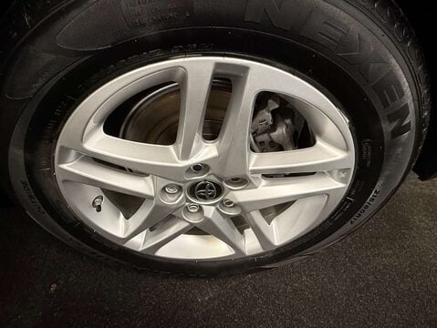 Toyota C-HR 1.8 C-HR Icon HEV CVT 5dr 42