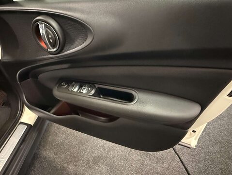 Mini Clubman 1.5 Clubman Cooper Classic 6dr 15