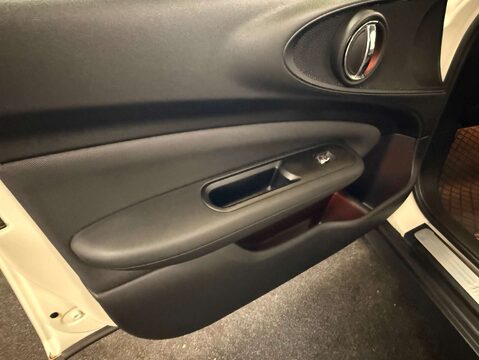 Mini Clubman 1.5 Clubman Cooper Classic 6dr 52