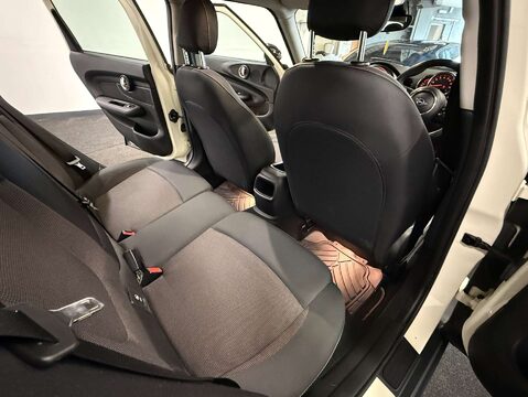 Mini Clubman 1.5 Clubman Cooper Classic 6dr 36