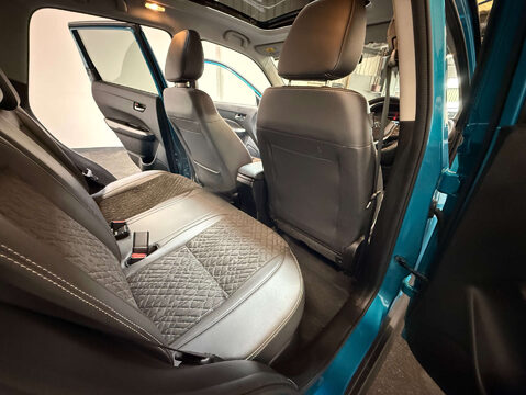 Suzuki Vitara 1.4 Vitara SZ5 Boosterjet MHEV Allgrip 4WD 5dr 37