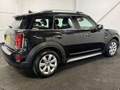 Mini Countryman 1.5 Countryman Cooper Classic Auto 5dr 4