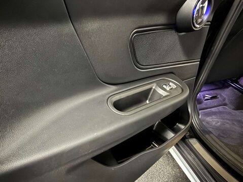 Mini Countryman 1.5 Countryman Cooper Classic Auto 5dr 43