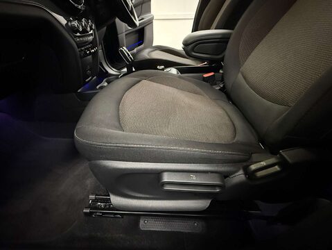 Mini Countryman 1.5 Countryman Cooper Classic Auto 5dr 29