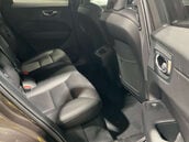 Volvo XC60 2.0 XC60 Momentum B4 MHEV Auto 5dr 11