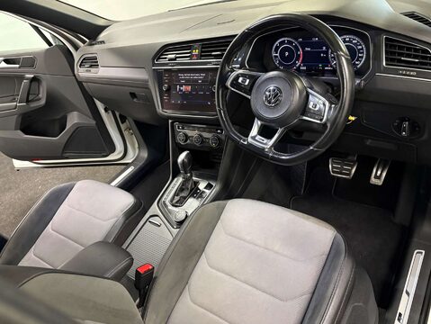 Volkswagen Tiguan 2.0 Tiguan R-Line TDI BlueMotion Tech 4Motion DSG 4WD 5dr 16