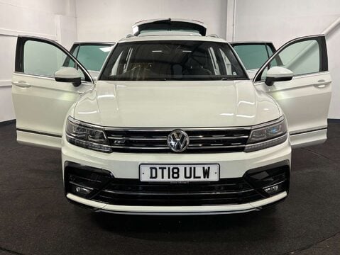 Volkswagen Tiguan 2.0 Tiguan R-Line TDI BlueMotion Tech 4Motion DSG 4WD 5dr 8