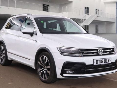 Volkswagen Tiguan 2.0 Tiguan R-Line TDI BlueMotion Tech 4Motion DSG 4WD 5dr 1