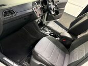 Volkswagen Tiguan 2.0 Tiguan R-Line TDI BlueMotion Tech 4Motion DSG 4WD 5dr 52