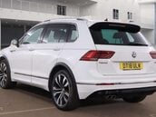 Volkswagen Tiguan 2.0 Tiguan R-Line TDI BlueMotion Tech 4Motion DSG 4WD 5dr 3