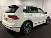 Volkswagen Tiguan 2.0 Tiguan R-Line TDI BlueMotion Tech 4Motion DSG 4WD 5dr 5