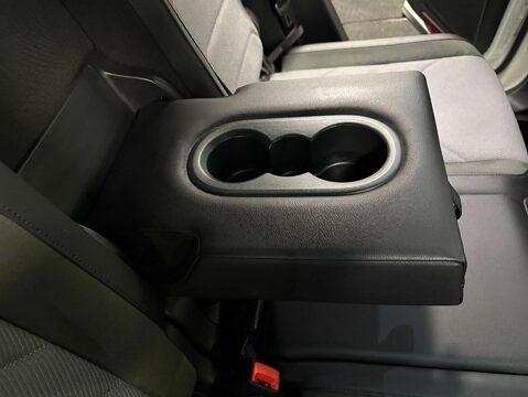 Volkswagen Tiguan 2.0 Tiguan R-Line TDI BlueMotion Tech 4Motion DSG 4WD 5dr 34