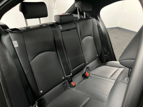 Lexus Ux 2.0 UX 250h 4x2 CVT 5dr 31