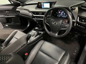 Lexus Ux 2.0 UX 250h 4x2 CVT 5dr 16
