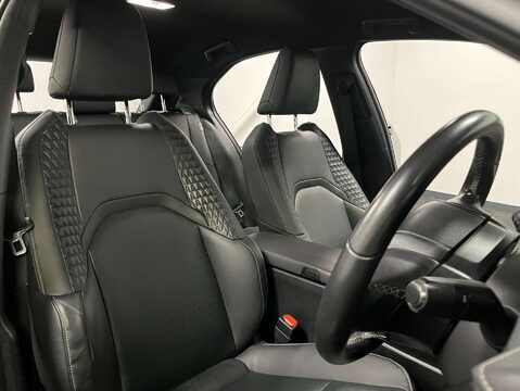 Lexus Ux 2.0 UX 250h 4x2 CVT 5dr 13