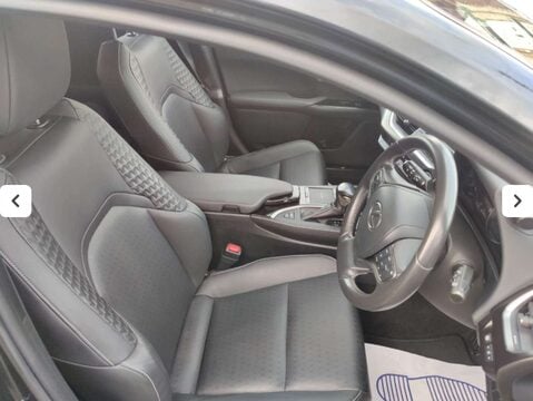 Lexus Ux 2.0 UX 250h 4x2 CVT 5dr 4