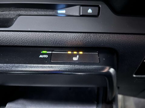 Lexus Ux 2.0 UX 250h 4x2 CVT 5dr 27