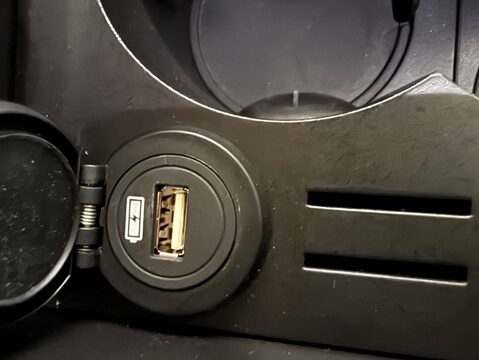 Land Rover Discovery Sport 2.0 Discovery Sport Landmark TD4 Auto 4WD 5dr 33