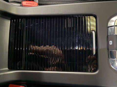 Land Rover Discovery Sport 2.0 Discovery Sport Landmark TD4 Auto 4WD 5dr 31