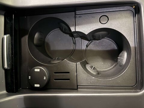 Land Rover Discovery Sport 2.0 Discovery Sport Landmark TD4 Auto 4WD 5dr 32