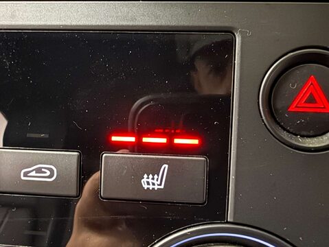 Land Rover Discovery Sport 2.0 Discovery Sport Landmark TD4 Auto 4WD 5dr 27