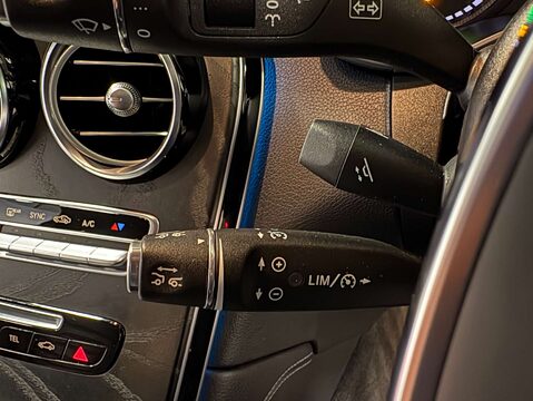 Mercedes-Benz GLC 2.0 GLC 250 AMG Line Premium 4Matic Auto 4WD 5dr 22