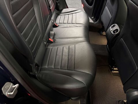 Mercedes-Benz GLC 2.0 GLC 250 AMG Line Premium 4Matic Auto 4WD 5dr 33