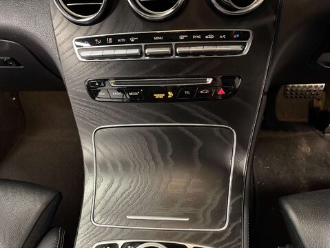 Mercedes-Benz GLC 2.0 GLC 250 AMG Line Premium 4Matic Auto 4WD 5dr 27