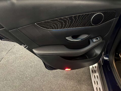 Mercedes-Benz GLC 2.0 GLC 250 AMG Line Premium 4Matic Auto 4WD 5dr 41