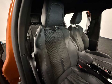 Peugeot 2008 1.2 2008 GT PureTech S/S Auto 5dr 32