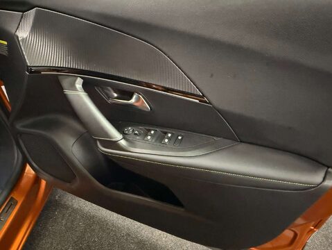 Peugeot 2008 1.2 2008 GT PureTech S/S Auto 5dr 29