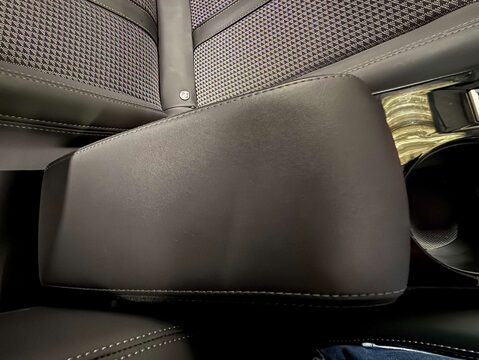 Peugeot 2008 1.2 2008 GT PureTech S/S Auto 5dr 38