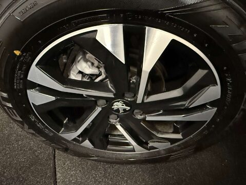 Peugeot 2008 1.2 2008 GT PureTech S/S Auto 5dr 39