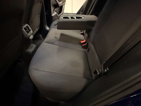 Volkswagen T-Roc 1.5 T-Roc United TSi Evo Semi-Auto 5dr 47