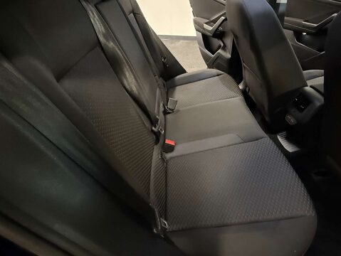 Volkswagen T-Roc 1.5 T-Roc United TSi Evo Semi-Auto 5dr 37