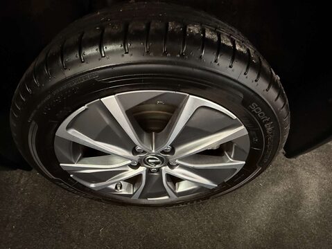 Lexus Ux UX 300E 5dr 34