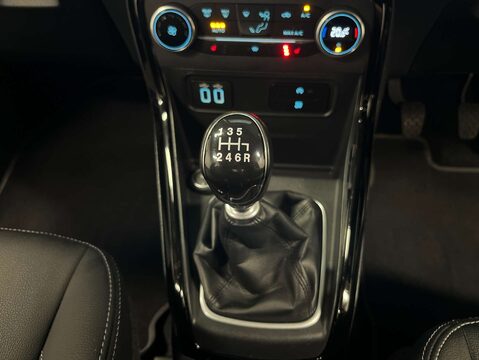 Ford Ecosport 1.0 EcoSport Titanium 5dr 26