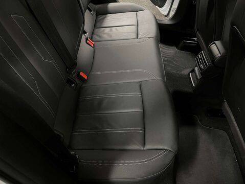 Audi A3 2.0 A3 Sportback 35 TDI S Line Semi-Auto 5dr 32