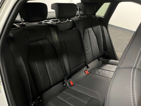 Audi A3 2.0 A3 Sportback 35 TDI S Line Semi-Auto 5dr 30