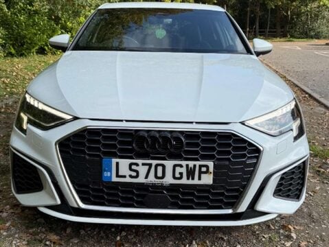 Audi A3 2.0 A3 Sportback 35 TDI S Line Semi-Auto 5dr 1