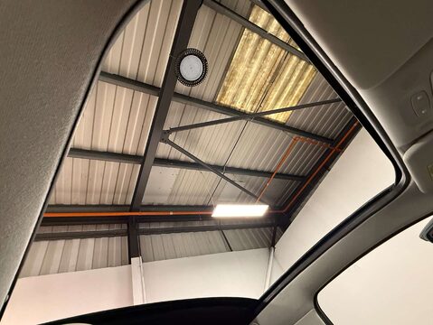 Fiat 500 500e La Prima 2dr 31