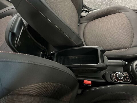 Mini Hatch 1.5 Cooper Classic Auto 5dr 30