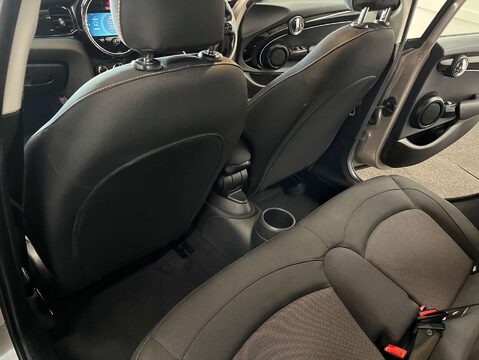 Mini Hatch 1.5 Cooper Classic Auto 5dr 45