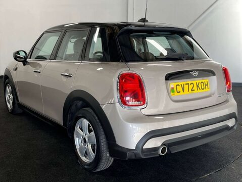 Mini Hatch 1.5 Cooper Classic Auto 5dr 3