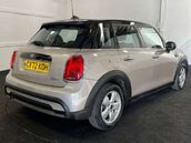 Mini Hatch 1.5 Cooper Classic Auto 5dr 5