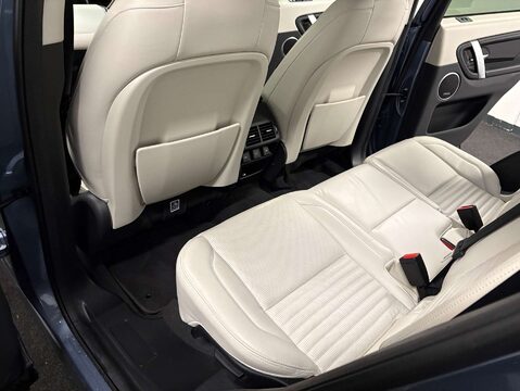 Land Rover Discovery Sport 2.0 Discovery Sport HSE D Auto 4WD 5dr 49